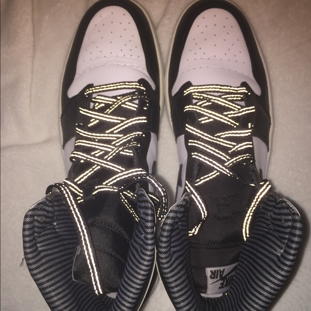 (SOLD) Air Jordan 1 Retro “Barons” - Picture 4 of 7